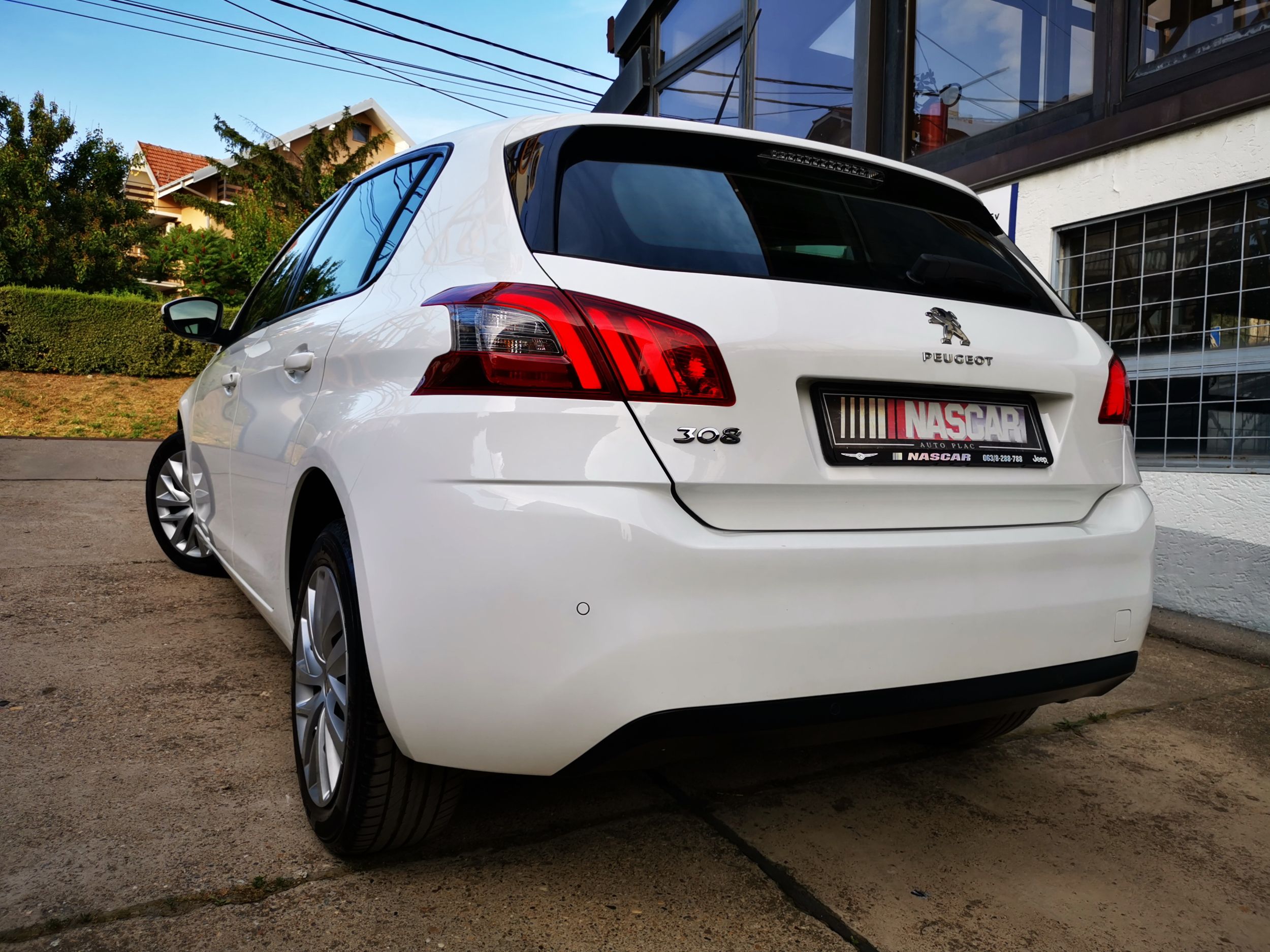 Peugeot 308 1.5 Blue Hdi Business Premium